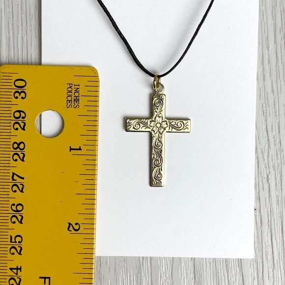 ⭐Gold-tone Floral Cross Pendant/Charm - Picture 3 of 3